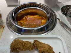 -龍歌自助小火锅(市南金茂湾店)