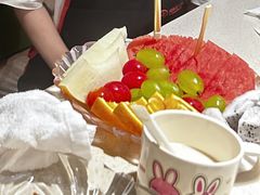 -海底捞火锅鲜切牛肉主题店(长寿路店)