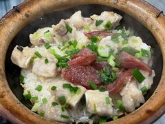 -容里煲仔饭(利丰北路店)