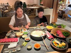 -三出山火锅(南京万象天地店)