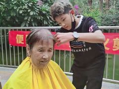 -首脑美容美发化妆美甲培训学校(龙岗校区)