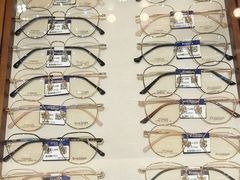 -博士眼镜(沙井京基百纳广场店)