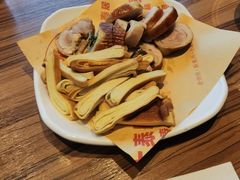 -六泰居·尔滨地标·东北菜(松北店)