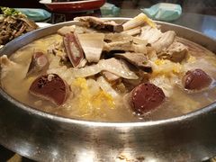 -老码头黑皮肘子锅包肉(文政街店)