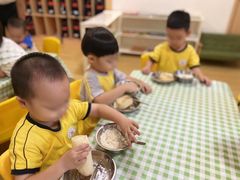 -金点蒙氏国际教育(悠然校区)