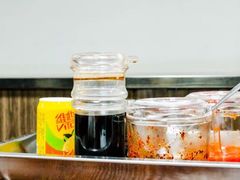 -老新隆牛肉锅贴(新街口店)