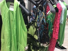 -塞拉瓦莱名品奥特莱斯