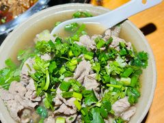 -大众跷脚牛肉馆·非遗传承单位(峨眉山店)