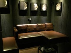 -极光点播影院(天一广场国购店)