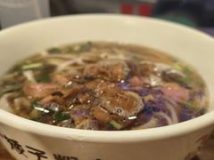 -矮子粉店1985·长沙米粉(湘春路店)