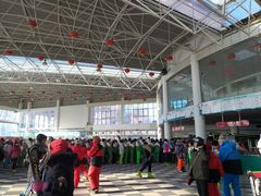 -亚布力新体委滑雪场