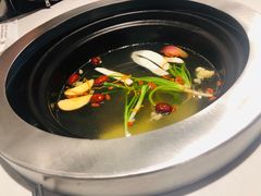 -三不牛腩(宾虹路店)