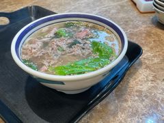 -云阿蛮云南生烫牛肉米线(奉贤路店)