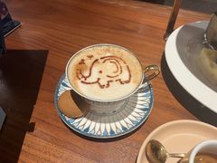 -北京新云南皇冠假日酒店大堂酒廊