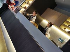 -瑞幸咖啡(新理想大厦店)