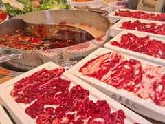 -来龍儿鲜切牛肉自助老火锅