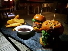 迷你鸭胸汉堡及炸薯角-AZUL by FUEL蓝色·法式酒馆(琶醍店)