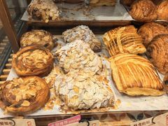-CARINO BAKERY&CAFE(人广来福士店)