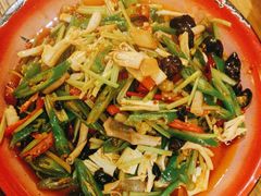 -破三川·新川菜(静安大融城店)