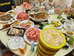 -尚品海鲜肥牛自助火锅(湖明店)