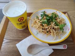 豆浆-九园包子(观音桥COSMO店)