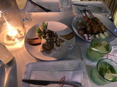 -Cha Cha's Beach Cafe