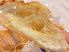 芝心流奶羊角包-麦田工坊(月湖店)
