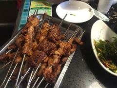-鸣记脆皮烤鱼·海鲜烤鱼(三八广场店)