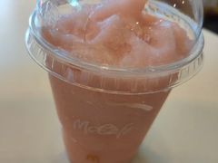 水蜜桃雪冰-麦当劳(总统大酒店店)
