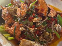 -三亚火车头万人海鲜广场