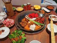 -四小区火锅·巷子里的重庆火锅(花照壁店)