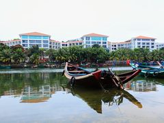 -万绿园