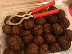 德昌&nbsp;鲜核桃1kg（赠夹子）-盒马鲜生(莱蒙都会店)
