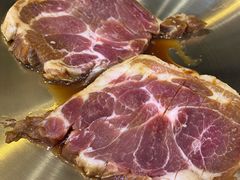 -臻牛烤肉
