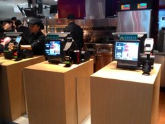 -麦当劳(新王府井店)