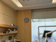 -上海仁爱医院口腔科 · 种植