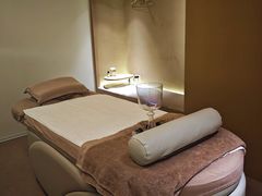 -左右Massage/Spa(长寿路店)