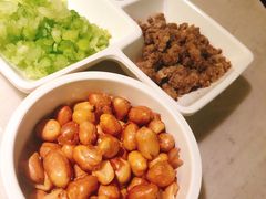 -左庭右院鲜牛肉火锅(浦江欢乐颂店)