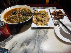 -蔼若春.传承三十年云南菜(金碧公园店)