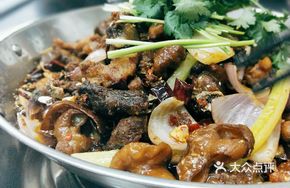 Spicy Pork Rib, Intestine and Rabbit Stir-fry
