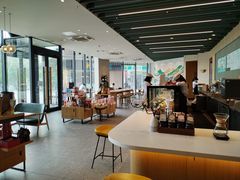 大堂-星巴克臻选(郑州中原万达店)