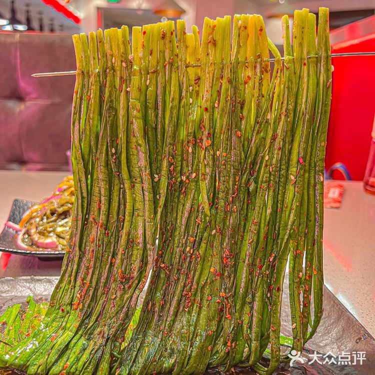 一家宝藏工业风烧烤|MOKY烧烤工厂