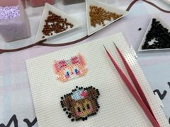 -花栗创意手工馆·小戏拼豆店