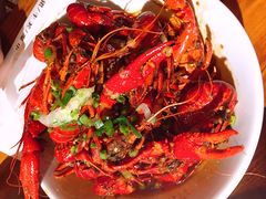-琥珀老六龙虾(四里河店)