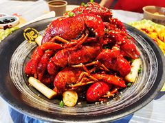 -肥肥虾庄·金牌油焖大虾(杨园滨江时代walk店)