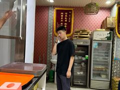 -石门侯·石门馄饨侯(革新北街店)