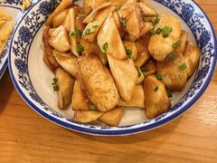 -品鲜村农家菜·阳澄湖大闸蟹(总店)