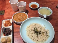 -裕兴记•蟹黄面馆(人民广场店)