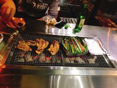 -马路牙子地桌烤肉(工体店)