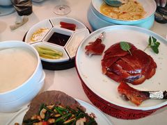 精品烤鸭-悦江(梅奔中心店)